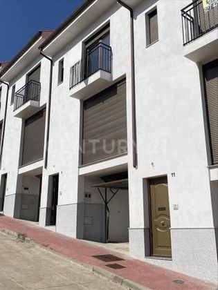 Foto 1 de Casa en venda a avenida De la Montaña de 4 habitacions amb terrassa
