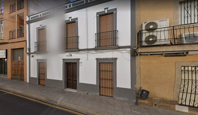 Foto 1 de Casa en venda a calle Oviedo de 8 habitacions amb terrassa i jardí