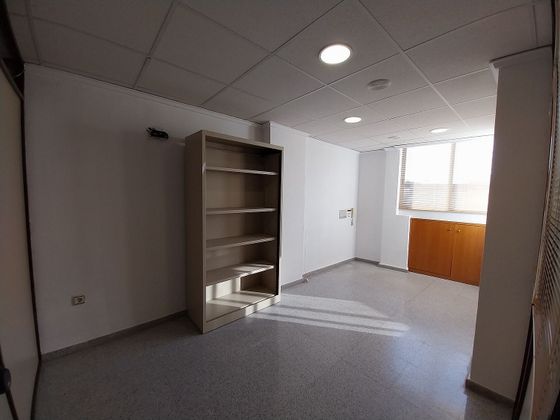 Foto 1 de Oficina en lloguer a calle Alzira de 115 m²