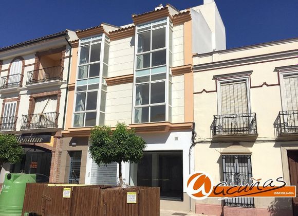 Foto 1 de Ático en venta en calle De Teba de 3 habitaciones con terraza y balcón