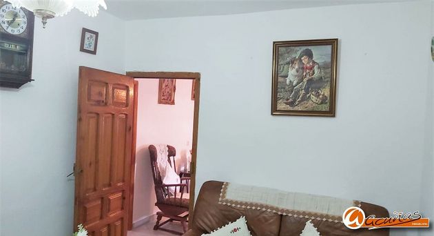 Foto 2 de Chalet en venta en Villanueva de Algaidas de 5 habitaciones con terraza y garaje