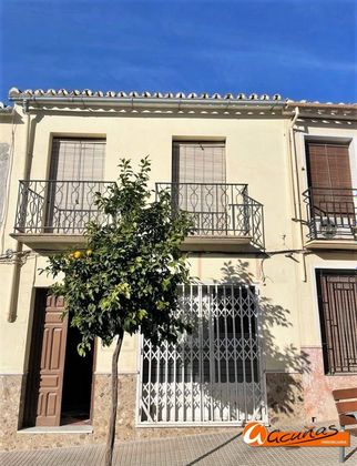 Foto 1 de Casa en venda a calle Virgen de Gracia de 3 habitacions amb terrassa