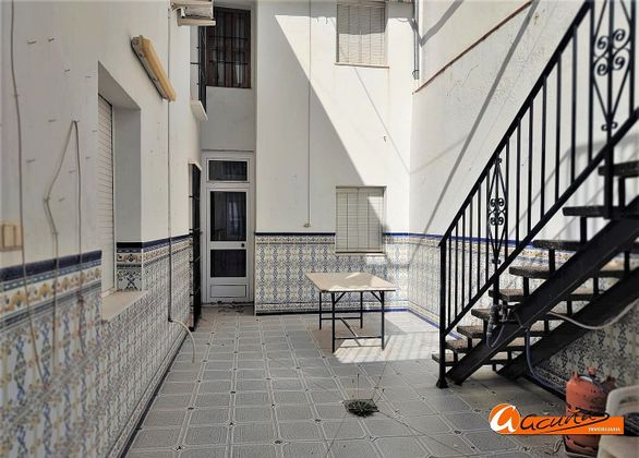 Foto 1 de Casa en venda a Villanueva de Algaidas de 5 habitacions amb terrassa i aire acondicionat