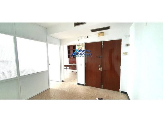 Foto 1 de Oficina en alquiler en Casco Antiguo - Centro de 51 m²