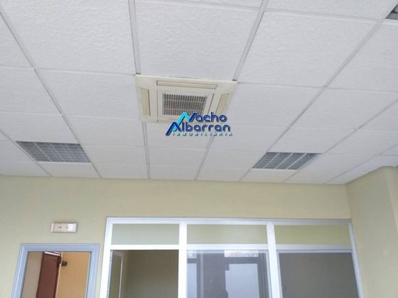 Foto 2 de Alquiler de oficina en Pardaleras con aire acondicionado