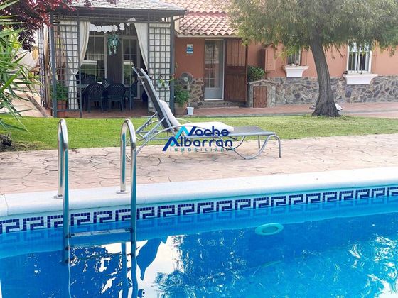 Foto 1 de Chalet en venta en Golf Guadiana de 4 habitaciones con terraza y piscina