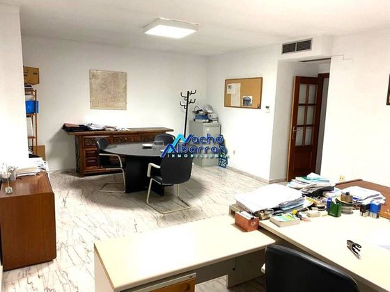 Foto 2 de Oficina en lloguer a Casco Antiguo - Centro amb aire acondicionat i ascensor