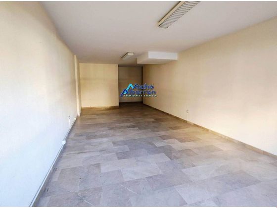 Foto 2 de Oficina en alquiler en Huerta Rosales - Valdepasillas de 56 m²