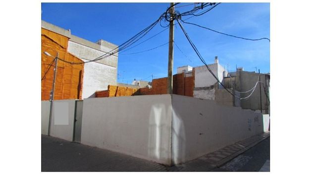 Foto 2 de Terreno en venta en calle Sant Agustí de 263 m²