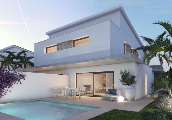 Foto 1 de Casa en venda a calle Jaume II El Just de 4 habitacions amb terrassa i piscina
