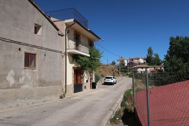 Foto 1 de Venta de casa en Valbona de 5 habitaciones con terraza y garaje