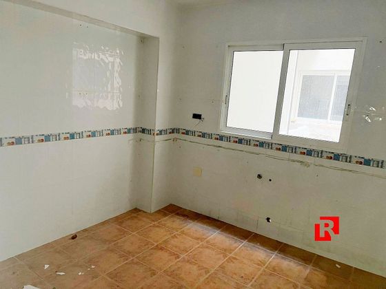 Foto 1 de Venta de piso en Alcúdia de Crespins (l´) de 3 habitaciones con balcón