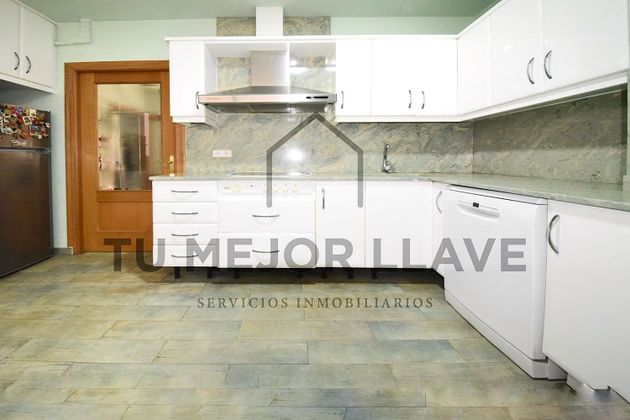 Foto 1 de Venta de piso en Mestalla de 3 habitaciones con aire acondicionado y calefacción