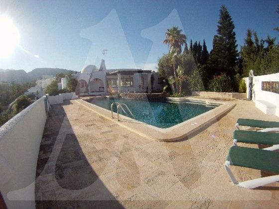 Foto 1 de Casa en venda a Urb. Vista de los Ángeles de 5 habitacions amb terrassa i piscina