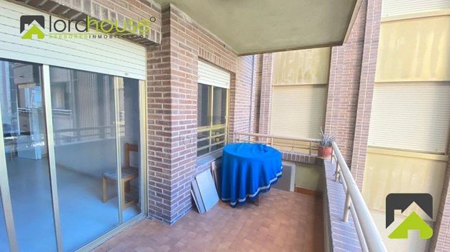 Foto 2 de Venta de piso en Zona Centro-Corredera de 4 habitaciones con terraza y garaje
