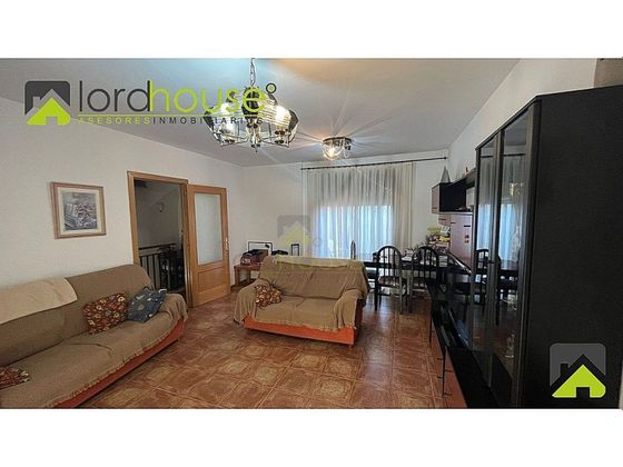 Foto 2 de Dúplex en venda a calle Barranco de 4 habitacions amb terrassa i garatge