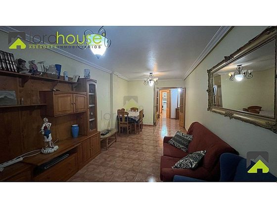 Foto 2 de Piso en venta en San Diego-Los Ángeles-San Cristóbal de 4 habitaciones con garaje y aire acondicionado