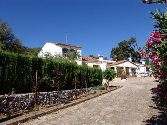 Foto 2 de Venta de chalet en Aracena de 4 habitaciones con terraza y piscina