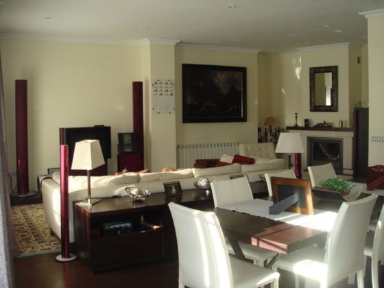 Foto 2 de Xalet en venda a Aracena de 4 habitacions amb terrassa i garatge