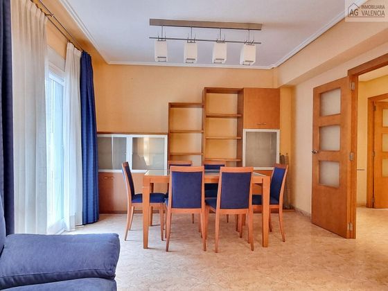 Foto 1 de Pis en venda a avenida De Suècia de 3 habitacions amb balcó i ascensor