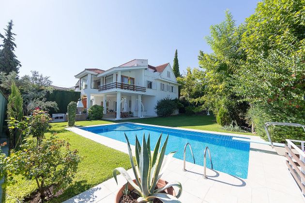 Foto 1 de Xalet en venda a Gójar de 4 habitacions amb terrassa i piscina
