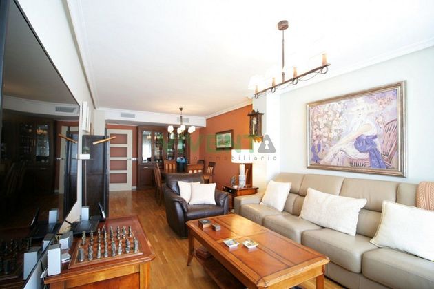 Foto 1 de Dúplex en venda a Juan de Borbón - La Flota de 5 habitacions amb terrassa i garatge
