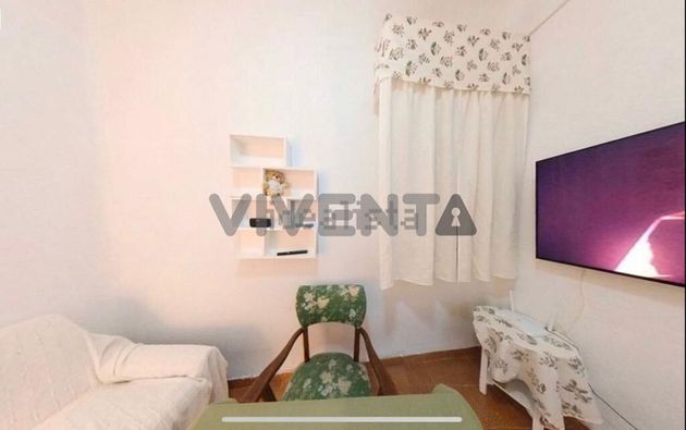 Foto 2 de Pis en venda a Centro - Murcia de 5 habitacions amb terrassa i balcó