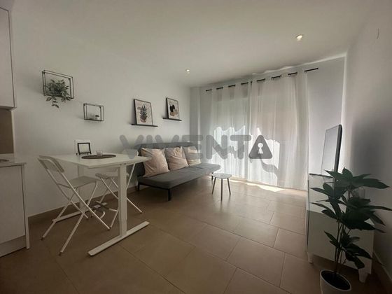 Foto 2 de Venta de piso en Centro - Murcia de 1 habitación con garaje y aire acondicionado