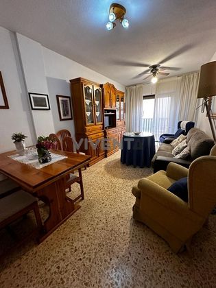 Foto 1 de Venta de piso en El Carmen de 2 habitaciones con balcón y aire acondicionado