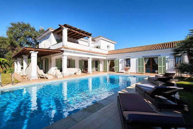 Foto 1 de Casa en lloguer a calle Aragón de 4 habitacions amb terrassa i piscina