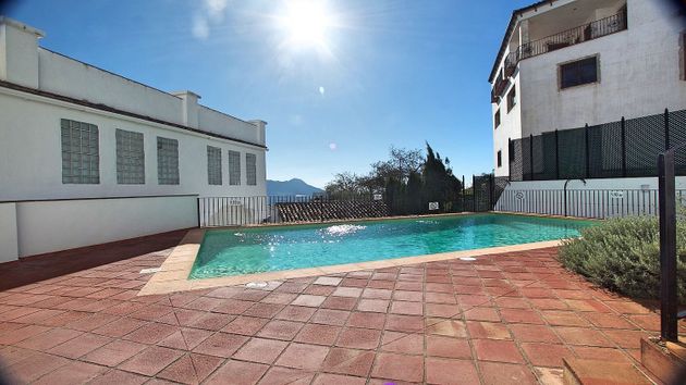 Foto 2 de Casa en venda a calle Convento de 3 habitacions amb terrassa i piscina