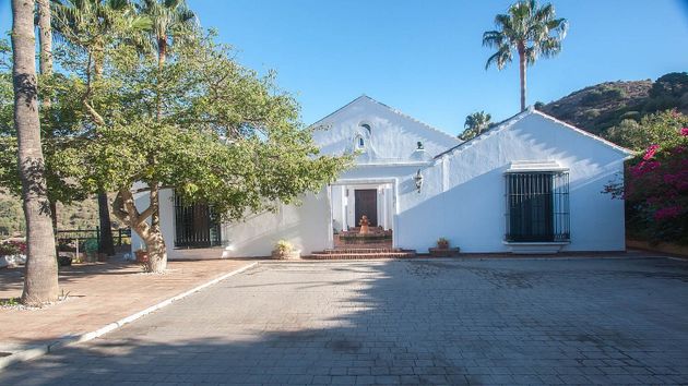 Foto 1 de Casa rural en venta en calle Pantoja de 4 habitaciones con terraza y piscina