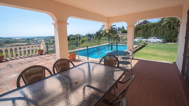 Foto 1 de Casa rural en venda a calle El Puzuelo de 6 habitacions amb terrassa i piscina