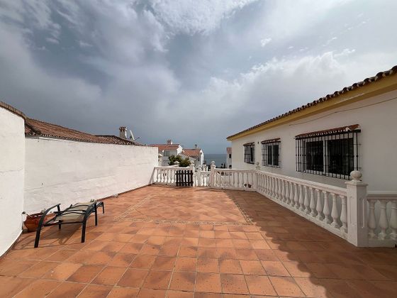 Foto 2 de Xalet en venda a Alcorrín de 4 habitacions amb terrassa i garatge