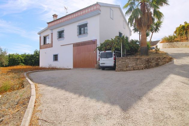 Foto 1 de Xalet en venda a calle Partido San Roman de 5 habitacions amb terrassa i piscina