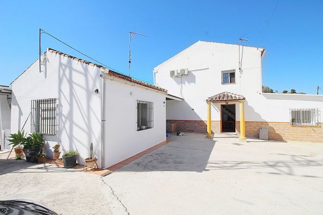 Foto 1 de Casa en venta en calle Lugar Partido la Charca de 2 habitaciones con terraza y piscina