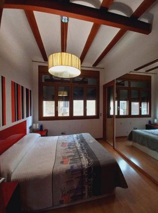 Foto 1 de Alquiler de piso en Russafa de 3 habitaciones con muebles y balcón