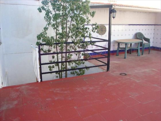 Foto 1 de Casa en venda a Enguera de 4 habitacions amb terrassa i jardí