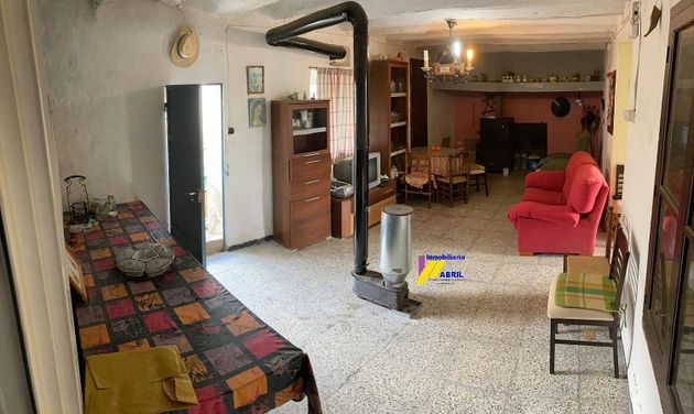 Foto 1 de Venta de casa en Alpera de 5 habitaciones con terraza