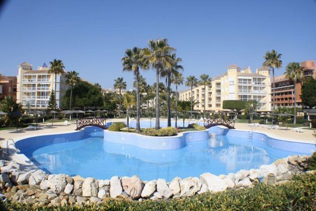 Foto 1 de Piso en venta en La Antilla - Islantilla de 3 habitaciones con terraza y piscina