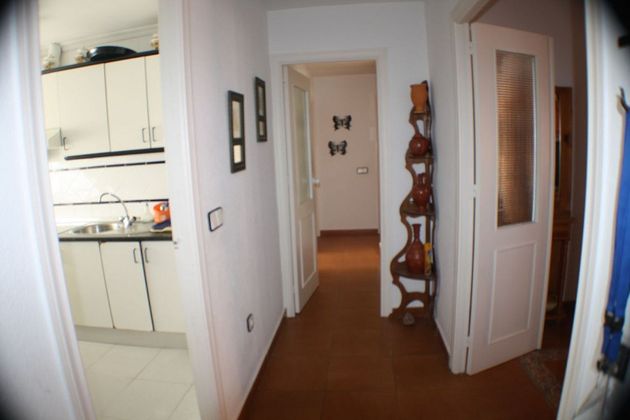 Foto 2 de Piso en venta en calle Espátula de 3 habitaciones con terraza y piscina