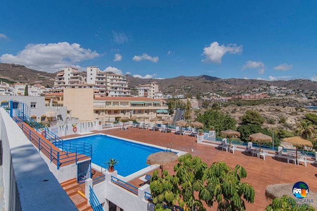 Foto 2 de Piso en venta en calle Tesorillo de 3 habitaciones con terraza y piscina
