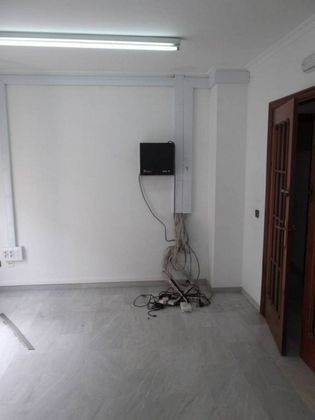 Foto 2 de Alquiler de oficina en Utrera con aire acondicionado y calefacción