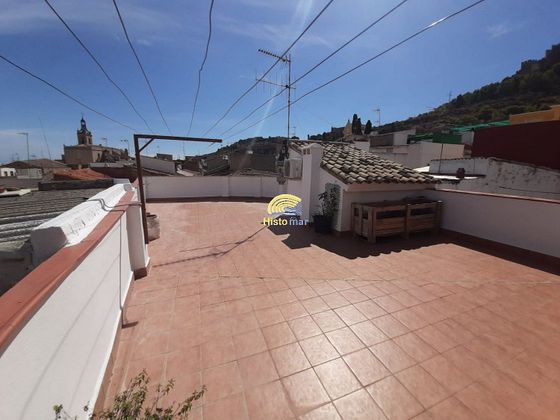 Foto 1 de Casa en venta en Centro - El Castillo de 5 habitaciones con terraza y garaje