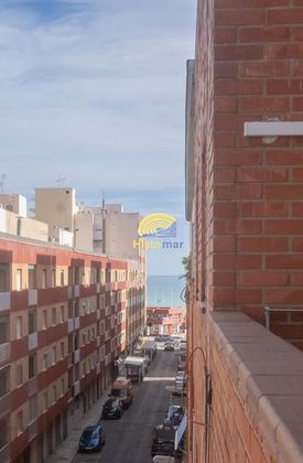 Foto 2 de Pis en venda a Playa Puerto de Sagunto de 4 habitacions amb piscina i balcó