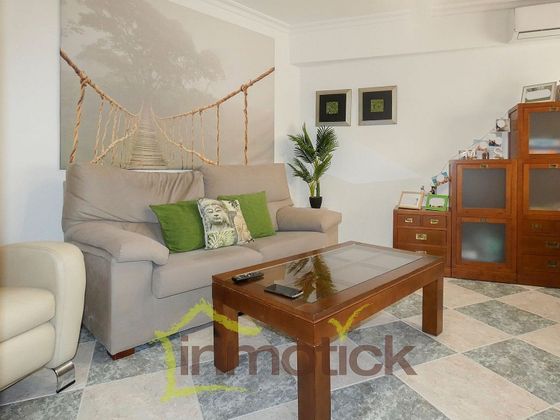 Foto 1 de Piso en alquiler en Viaplana de 2 habitaciones con muebles y aire acondicionado