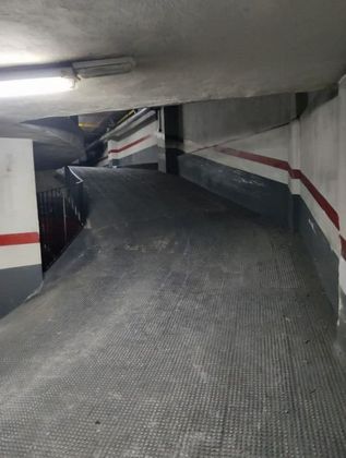 Foto 2 de Garatge en venda a pasaje De Ventura Feliu de 36 m²