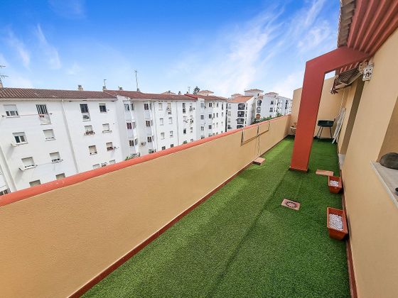 Foto 2 de Ático en venta en calle Albornoz de 3 habitaciones con terraza y piscina