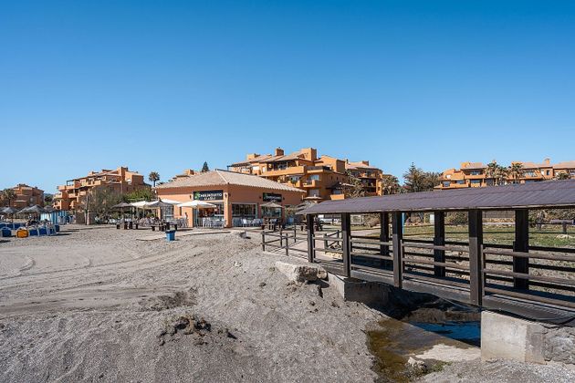 Foto 2 de Piso en venta en El Castillo de 3 habitaciones con terraza y piscina