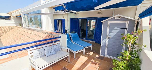 Foto 2 de Àtic en venda a calle La Noria de 1 habitació amb terrassa i piscina